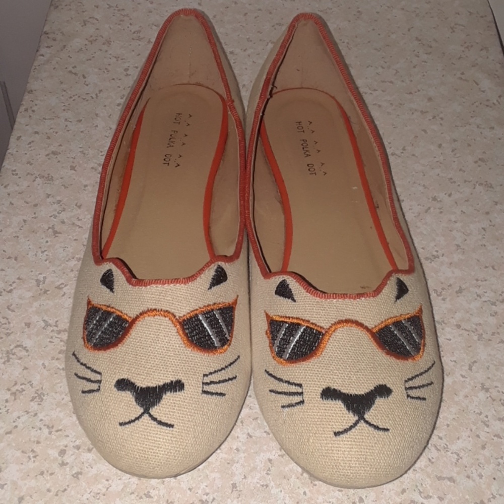 Cool Cat Flats